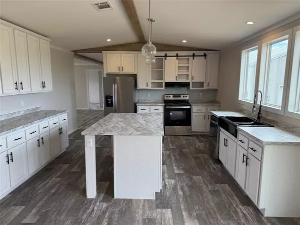 Weatherford, TX 76088,163 Red Fox Court