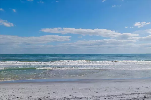 Cocoa Beach, FL 32931,2100 N Atlantic #P4