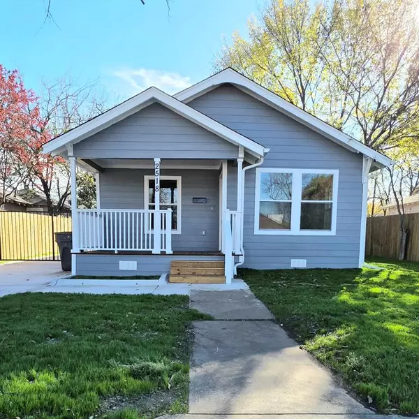 Dallas, TX 75211,2518 W Clarendon Drive