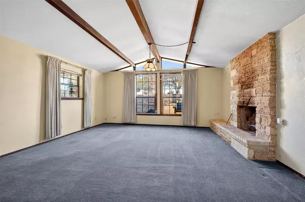 Gainesville, TX 76240,1839 County Road 121