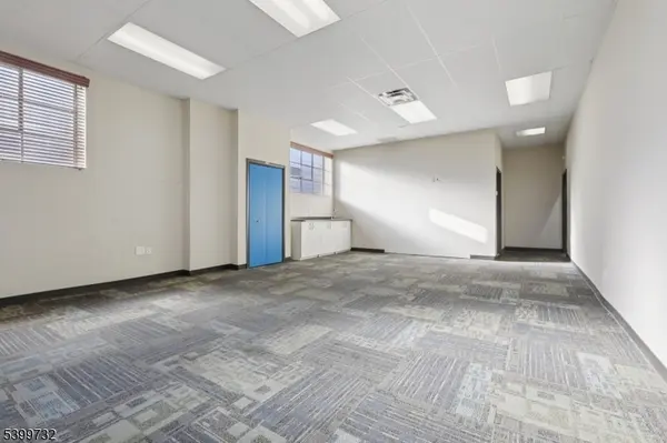 Hackensack City, NJ 07601,16 Van Wettering Pl