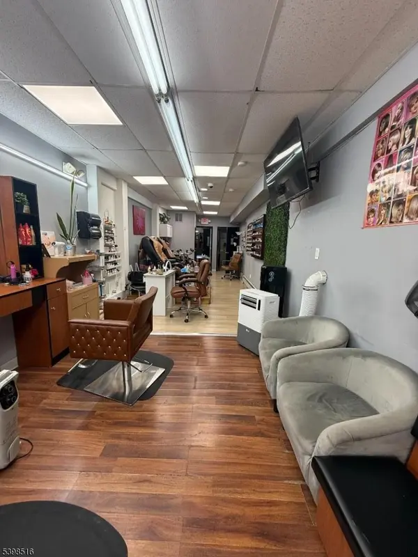 1131 1133 Elizabeth Av, Elizabeth City, NJ 07201