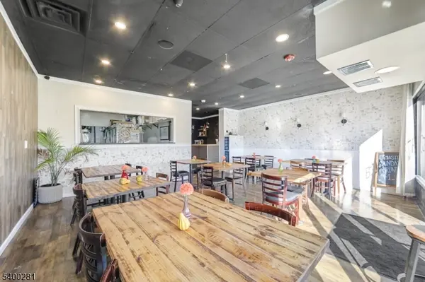 Wallington Boro, NJ 07057,109 Locust Ave