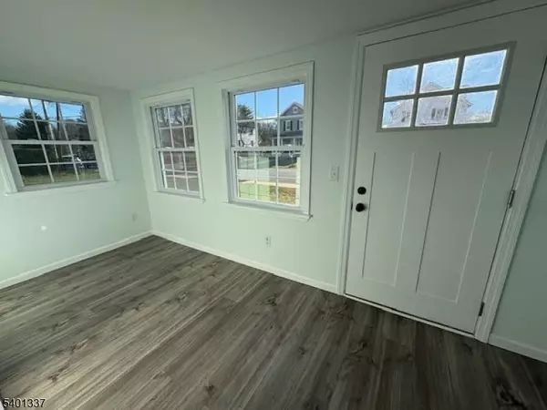 Readington Twp., NJ 08889,4 Whitehouse Ave