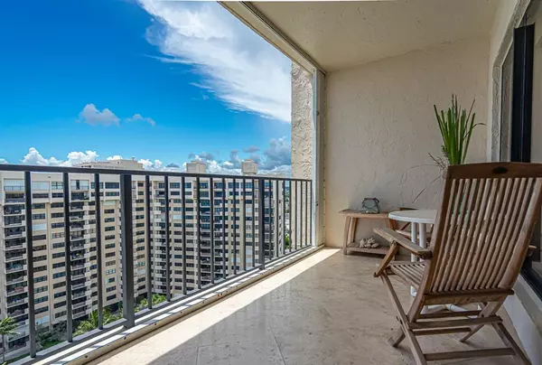 Lauderdale By The Sea, FL 33308,5000 N Ocean Blvd #1609