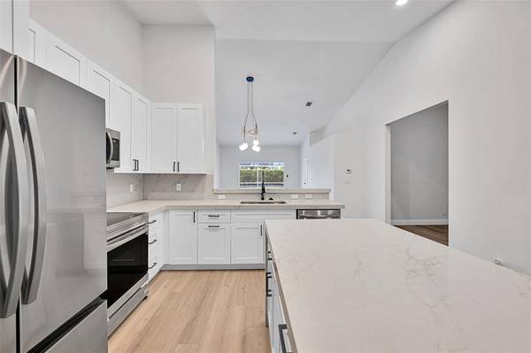 Boynton Beach, FL 33472,8402 Logia Cir