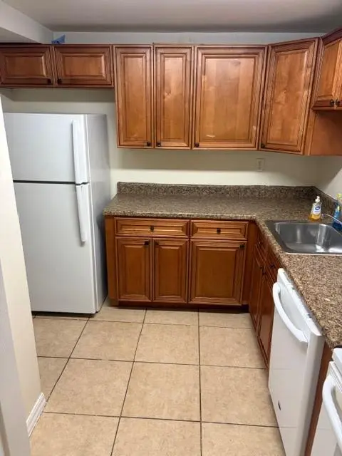 West Palm Beach, FL 33401,411 Executive Center Dr #106