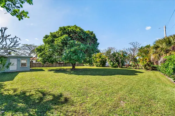 Boca Raton, FL 33431,4499 NW 2nd Ave