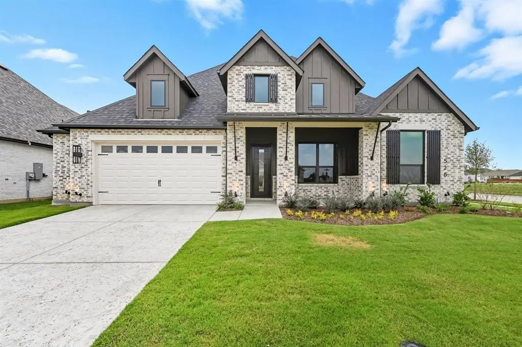 Waxahachie, TX 75165,528 Lockhart Street