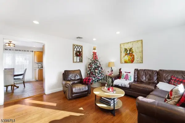 Pompton Lakes Boro, NJ 07442,233 Walnut Ave