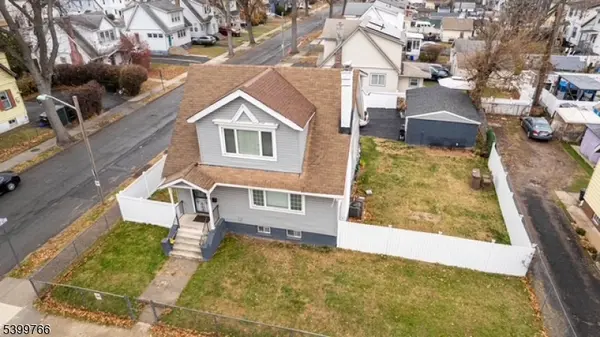 East Orange City, NJ 07018,8 Tremont Ave