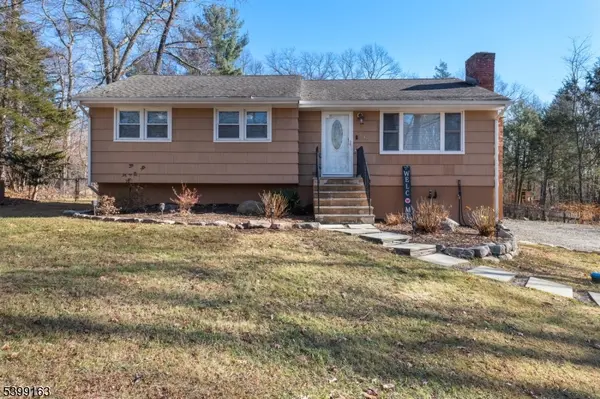 138 Ridge Rd, West Milford Twp., NJ 07480