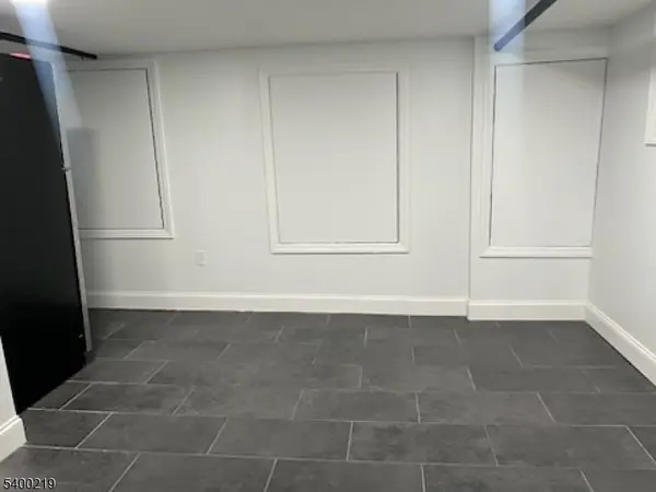 East Orange City, NJ 07018,295 Halsted St #1