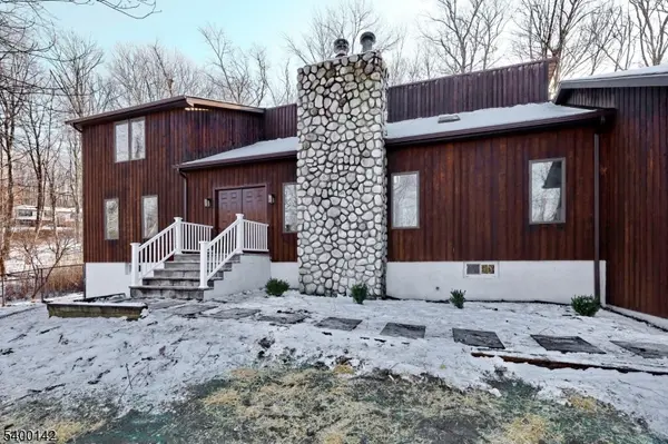 Vernon Twp., NJ 07461,6 Maple Dr