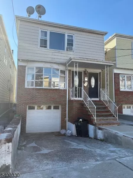 24 E 18Th, Bayonne City, NJ 07002