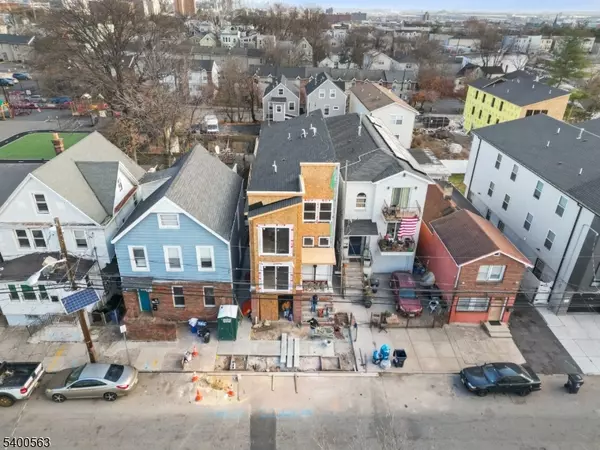 Newark City, NJ 07103,388 S 9Th St