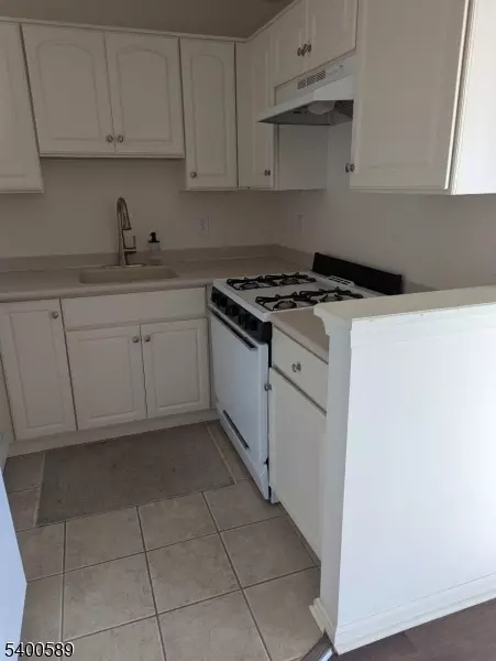 Montgomery Twp., NJ 08558,382 Route 518 #2 E