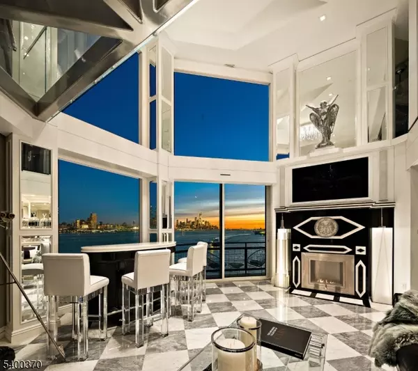 Weehawken Twp., NJ 07086,600 Harbor Blvd. #1079