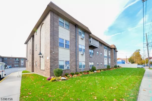 Ridgefield Park Village, NJ 07660,199 Bergen Turnpike