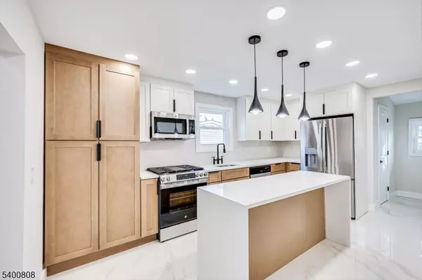 Woodbridge Twp., NJ 07095,237 Mawbey St