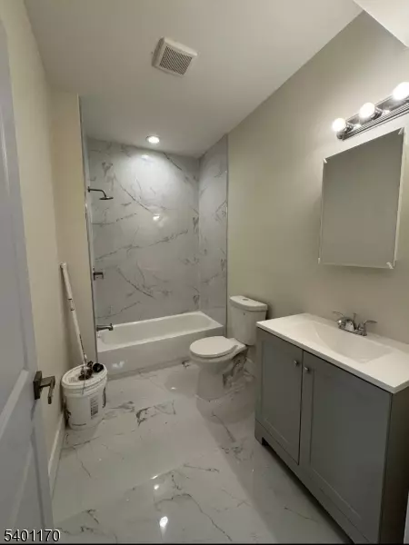 Paterson City, NJ 07502,235 Preakness Ave