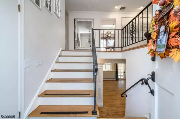 Montville Twp., NJ 07082,228 Brook Valley Rd