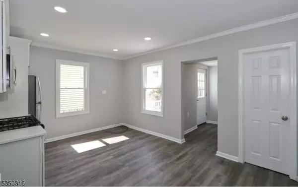 Garwood Boro, NJ 07027,321 South Ave