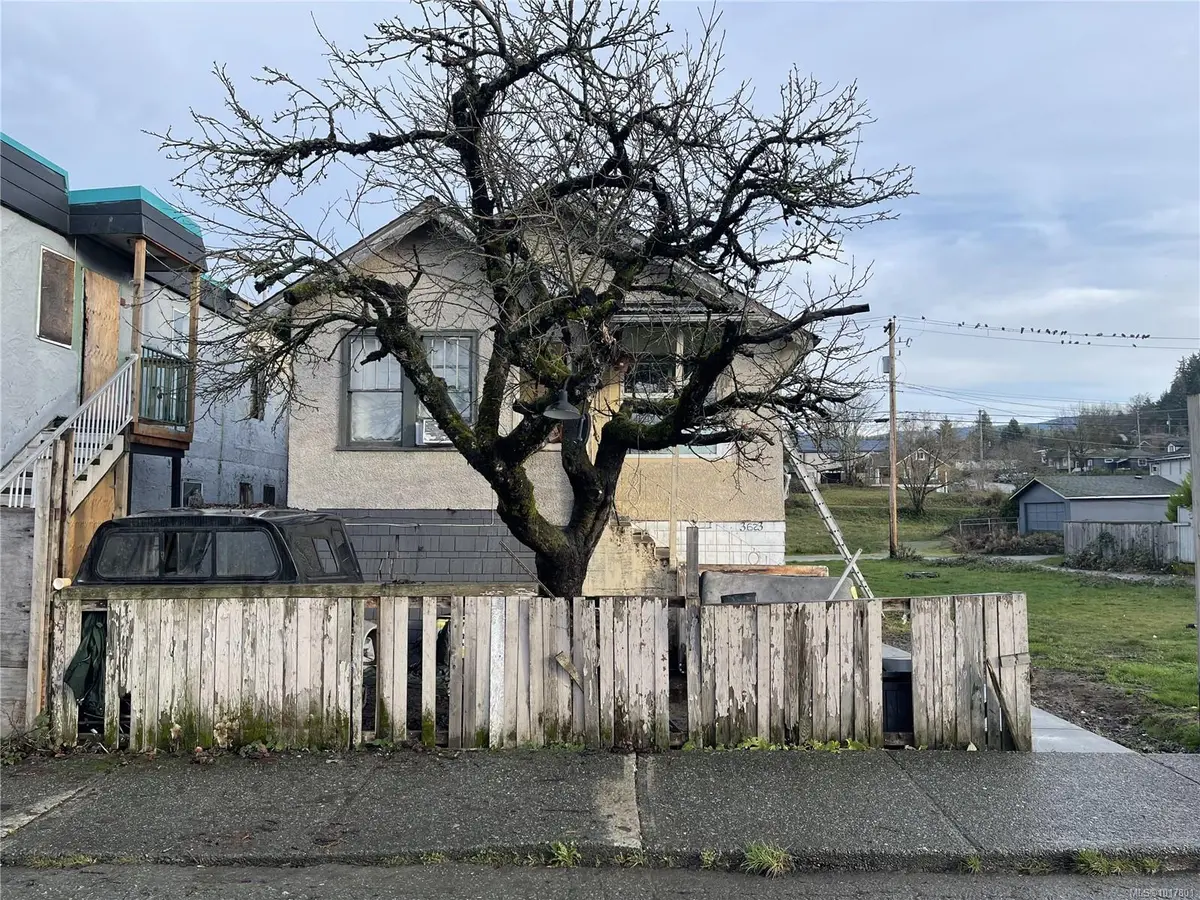 3623 4th Ave, Port Alberni, BC V9Y 4H5