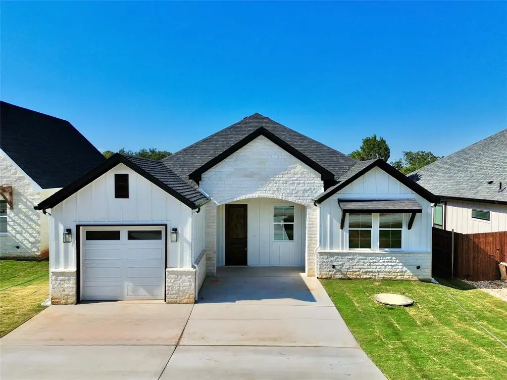 Granbury, TX 76048,5608 San Jacinto Drive