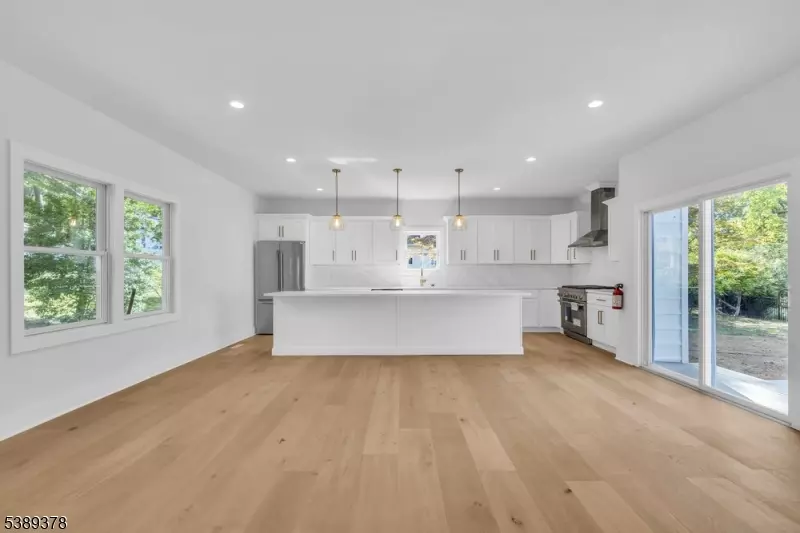 Florham Park Boro, NJ 07932,62 Townsend Dr