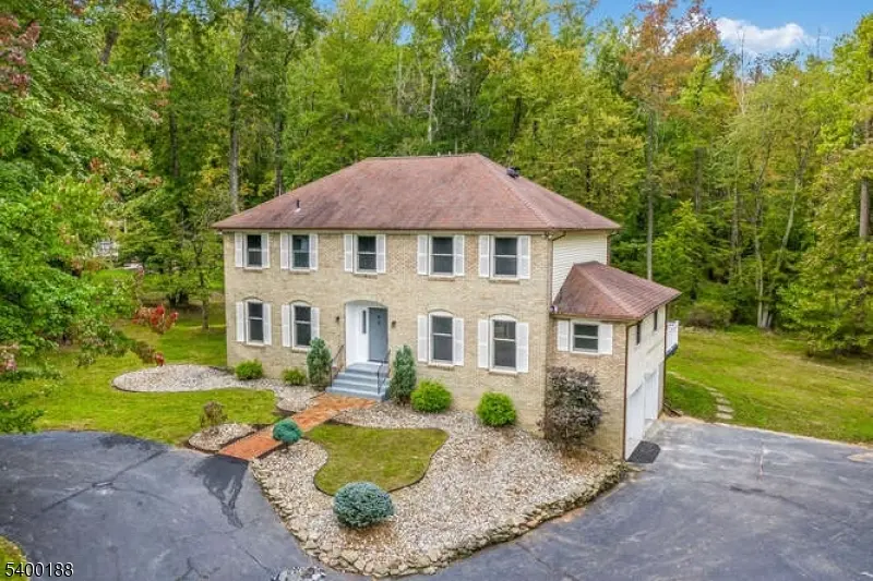 Warren Twp., NJ 07059,5 Fernwood Rd