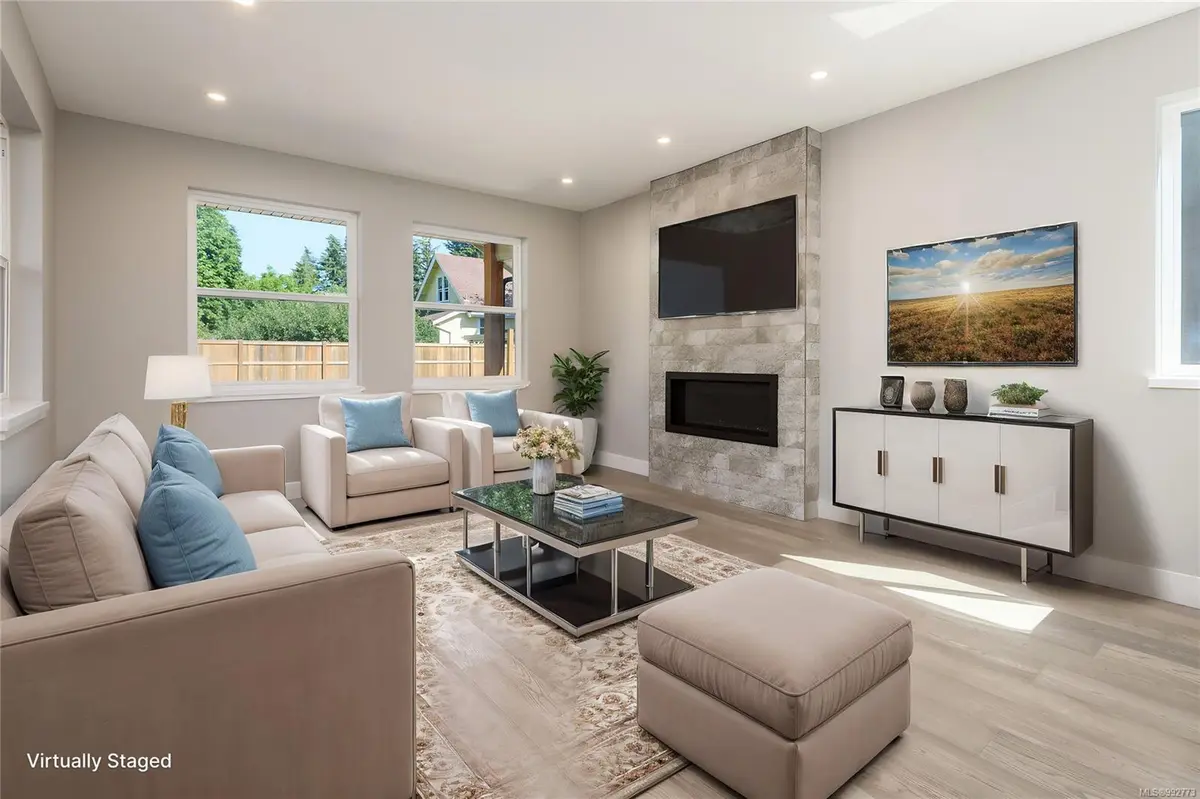 649 5th St, Courtenay, BC V9N 1K5