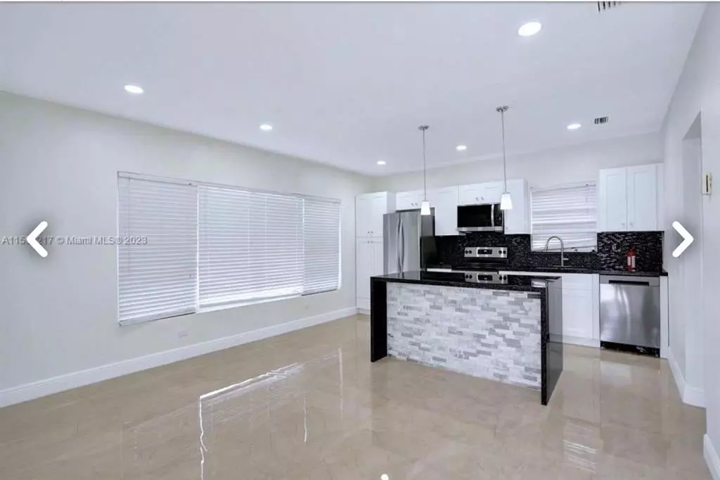 Hollywood, FL 33024,6720 Coolidge St