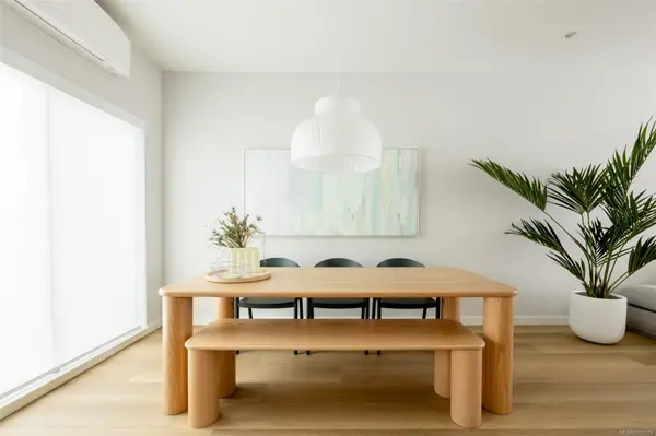 3220 Glendale Pl #106, Langford, BC V9B 1Y2