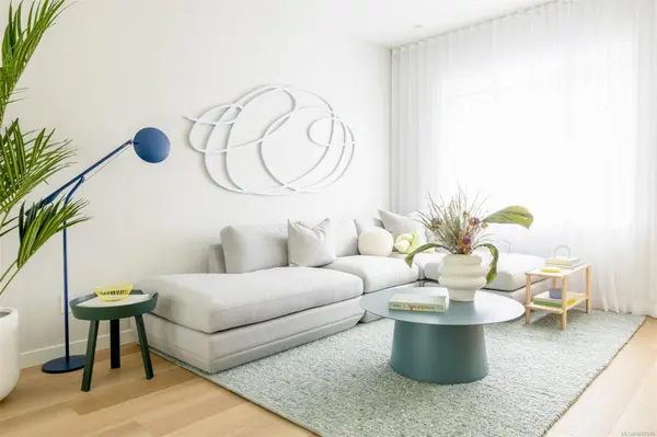 3220 Glendale Pl #106, Langford, BC V9B 1Y2