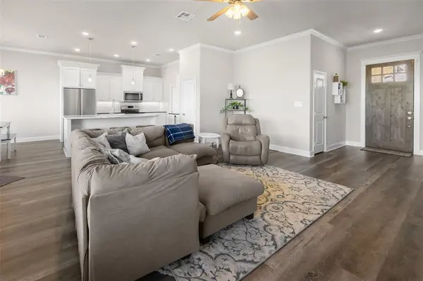 Robinson, TX 76706,408 Daisy Lane