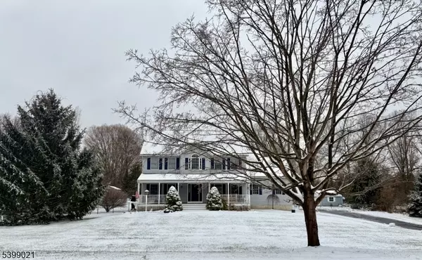 12 Patricia Ln, Lafayette Twp., NJ 07848