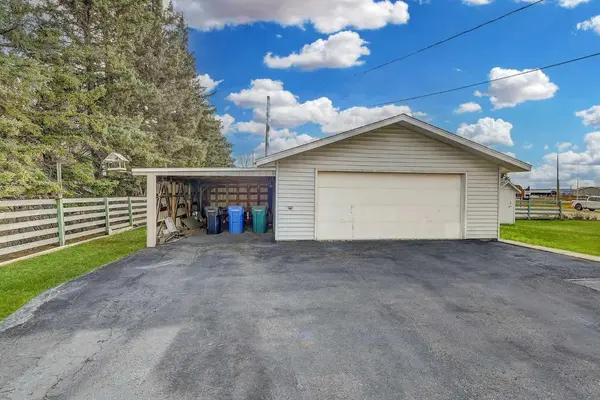 Beaverlodge, AB T0H 0C0,103 11A ST