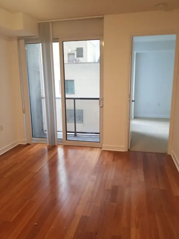 Toronto C08, ON M4W 1B4,85 Bloor ST E #701