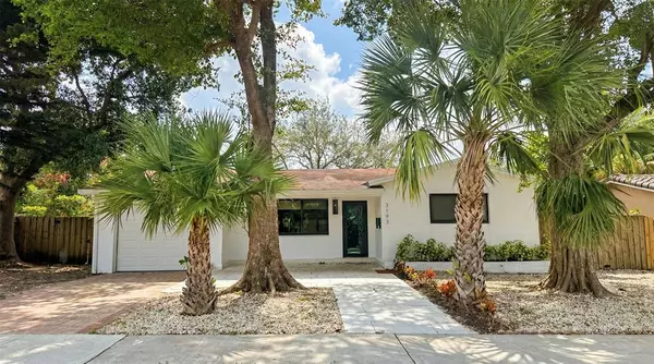 Hollywood, FL 33021,3193 Taft St