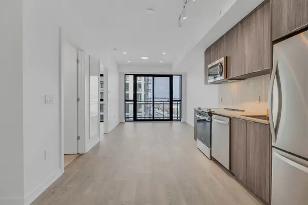 750 Whitlock AVE #607, Milton, ON L9E 1M4