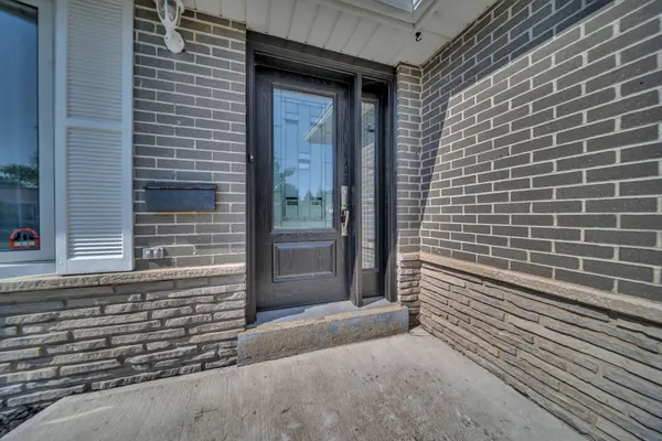 Orangeville, ON L9W 2Y5,2 Edelwild DR