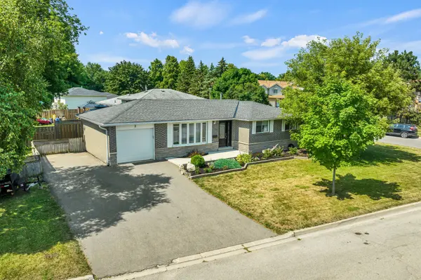 2 Edelwild DR, Orangeville, ON L9W 2Y5