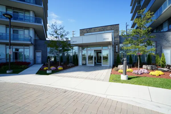Mississauga, ON L5M 0Y6,4633 Glen Erin DR #310