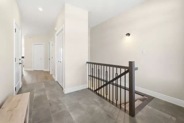 Belleville, ON K8N 0R4,62 Raycroft DR