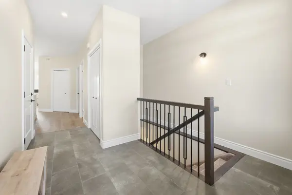 62 Raycroft DR, Belleville, ON K8N 0R4