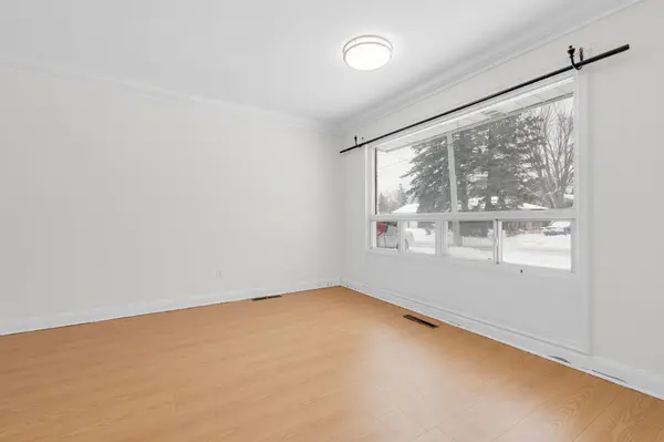 Brighton, ON K0K 1H0,5 Meade ST