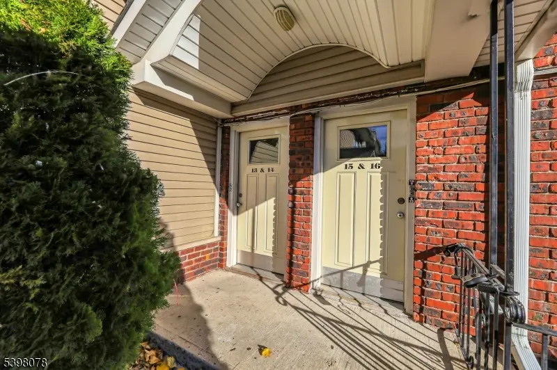 North Bergen Twp., NJ 07047,2215 Grand Ave #13