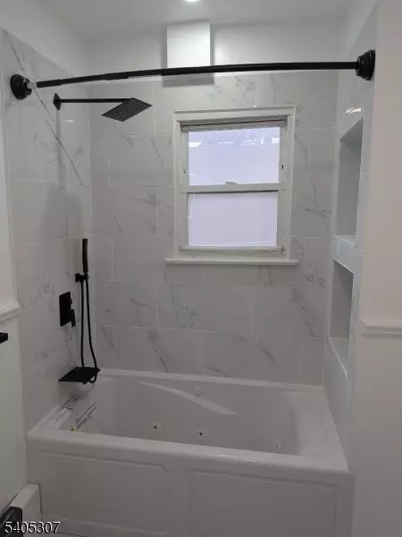 East Orange City, NJ 07018,134 S Clinton St #2