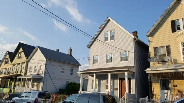 447 Fulton St, Elizabeth City, NJ 07206